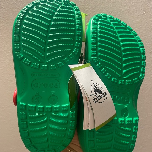 Disney Christmas Crocs - Picture 5 of 5